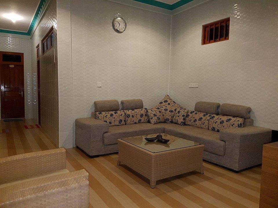 Aqua Inn Naifaru Exterior photo